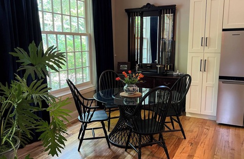 Old Irving Park Cottage | Beautiful 1-bedroom spacious cottage with everything you need in Greensboro, NC