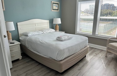 Duck Resort | Beautiful 3BR Condo in OBX, NC, Beach, Pools, Hot Tub, Family Resort Aug. 9-15
