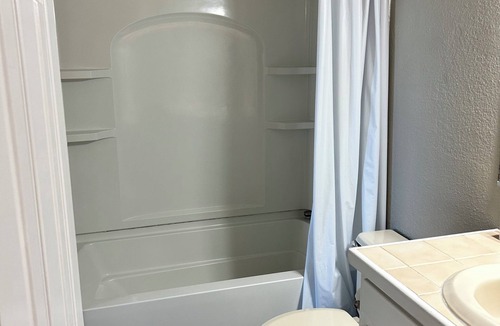 Duck Resort | Beautiful 3BR Condo in OBX, NC, Beach, Pools, Hot Tub, Family Resort Aug. 9-15