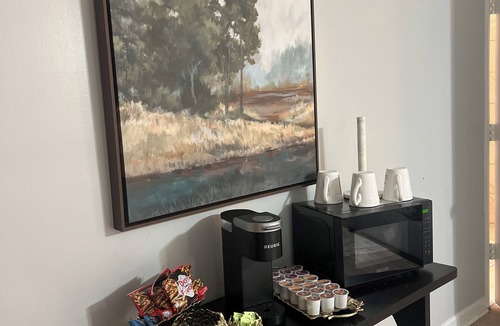 Tallahassee House | Beautiful and conveniently located mother-in-law suite in Tallahassee