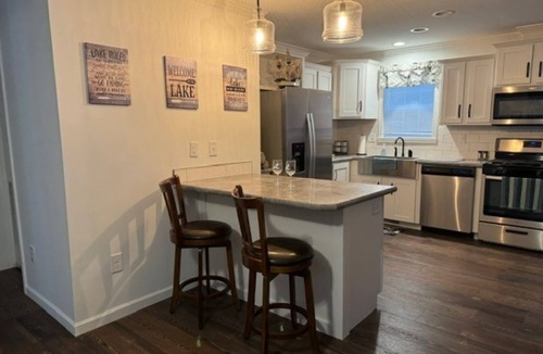 Town of Milo House | Beautiful home at Plum Point Cottages on Seneca Lake with many extras