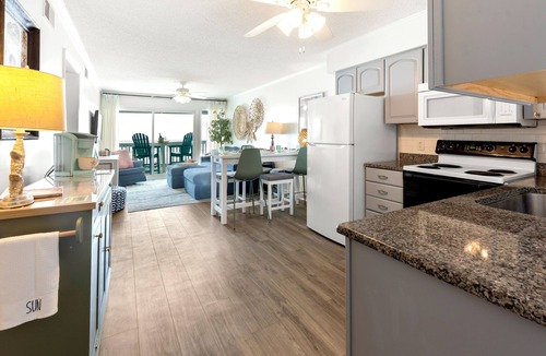 North Carolina Coast Condo | Beautiful Top Floor Oceanfront Condo, Breathtaking Views from Oceanfront Balcony