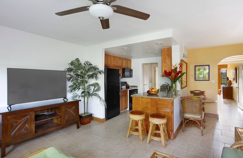 Poipu Condo | Beauty, comfort, and value describe this one bedroom condo in sunny Poipu!