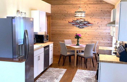 Bear Creek Bed & Breakfast | Bell In The Woods B&B