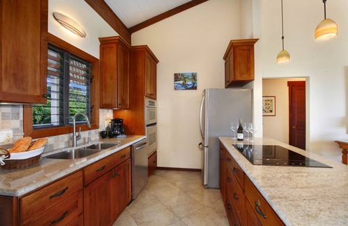 Poipu Condo | BEST Ocean/Mountain Views, Discounts for Mobile Booking and 7-Night Stays