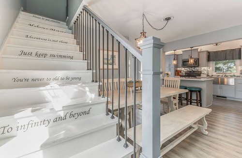 Bluffton Cottage | Blue Dune: A Dreamy Beach Cottage On The Muskegon Channel