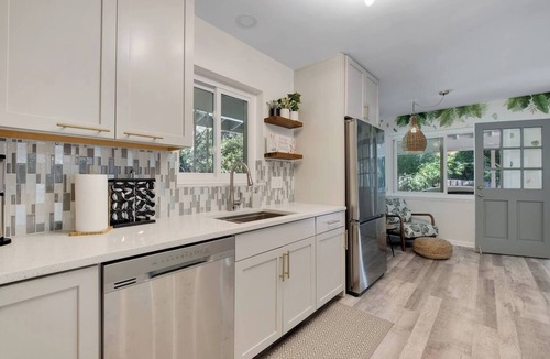 Tallahassee House | Boutique Mid Century Tallahassee Retreat