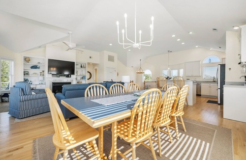 Tuckahoe House | Breezy Banks: Private Pool, Hot Tub, Community Amenities (Pickleball)