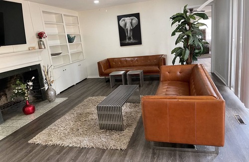 North Buckhead House | Buckhead 7 BDR Home by lenox 10Bed 20ppl park free