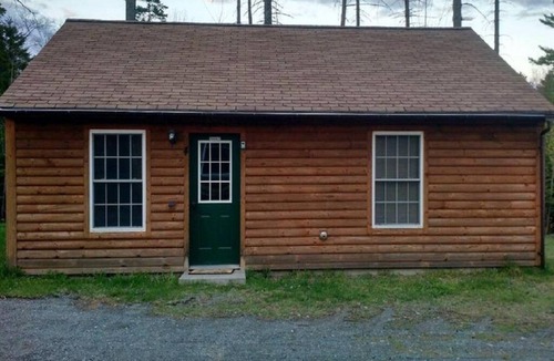 Northeast Somerset Cabin | Cabin 3 Roody's Black Bear Cabins- Trail access from camp