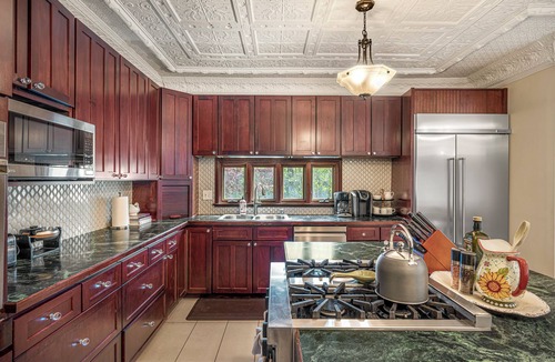 Capitol Hill House | Capitol Hill Charm: Lake & City Views! + Game Room