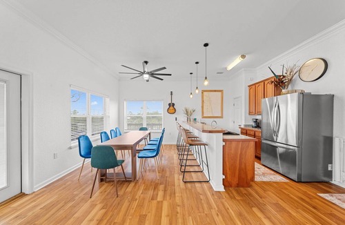 Salem House | Cedar Island Coastal Retreat | Gulf Access, Huge Deck & Fami