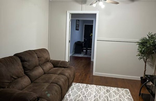Lawrenceville House | Charming 2-bedroom house in peaceful Lawrenceville with WiFi, AC