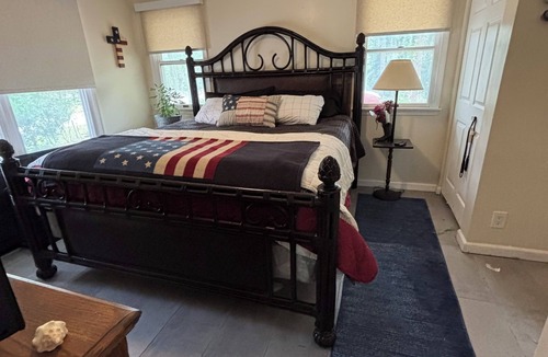 Jupiter Farms House | Charming 2-bedroom farmhouse in brilliant Jupiter with AC, WiFi,Hot tub,
