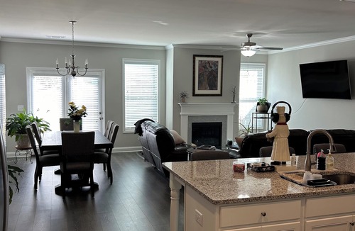 Loganville House | Charming 2-bedroom townhome in Loganville with strong WiFi and AC