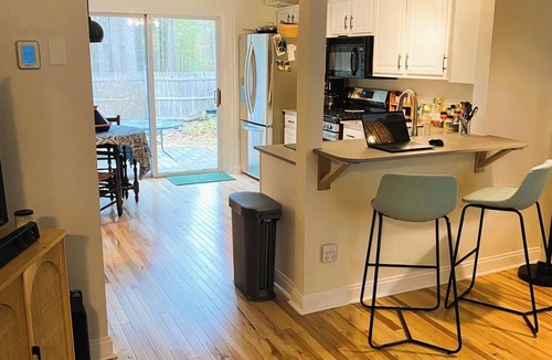 Malta House | Charming 2-bedroom townhome in delightful Ballston Spa with WiFi, AC