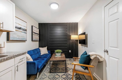 Clarkdale Apartment | Charming 2BR Retreat-Free Parking