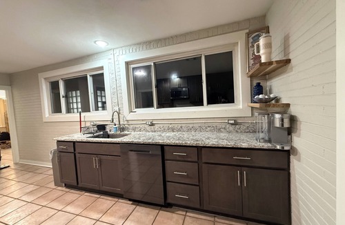 Airport Township House | Charming 3-bedroom house in wonderful St. Louis with AC