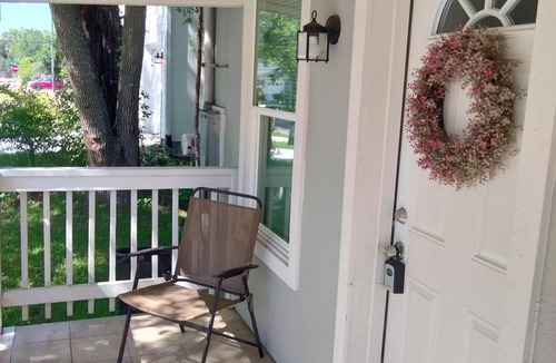 Riverside House | Charming 3-bedroom House with AC and WiFi in lovely Jacksonville