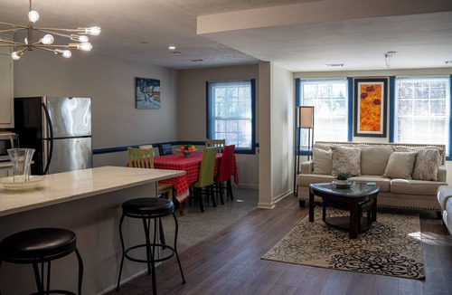 Lawrenceville Apartment | Charming 3 Bedrooms with Spacious Living and Convenient Location to Shopping & Interstate
