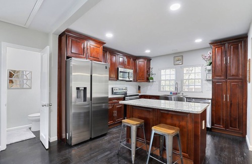 Marietta House | Charming 3bedroom 2.5 bath entire home in Marietta, Georgia