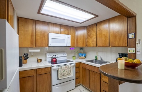 Wainiha Condo | Charming and Romantic Beachfront Escape with Excellent Onsite Amenities