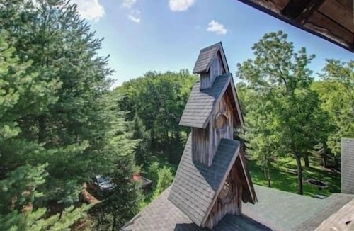 Franklin Apartment | Charming Bunkhouse at Dark Horse Estate