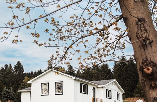 Naples House | Charming country ranch in the hills of the Finger Lakes