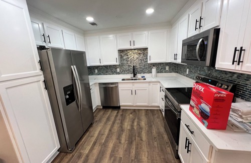 Snellville House | Charming Home in Snellville Dog-Friendly Big Fenced Yard!
