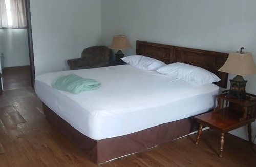 Mayo Hotel | Charming hotel in Mayo with AC, WiFi, fitness room