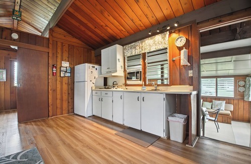 Hanalei House | Chung Cottage - a 1br/1.5ba cottage steps from Hanalei Bay