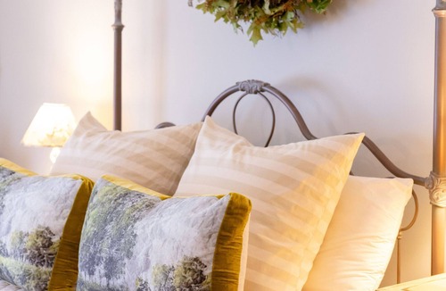 Saratoga Springs Bed & Breakfast | Circular Manor Bed and Breakfast