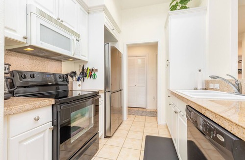 Ko Olina Condo | Coconut Plantation 1222-2: Tropical Villa w/Lanai & Pool Access