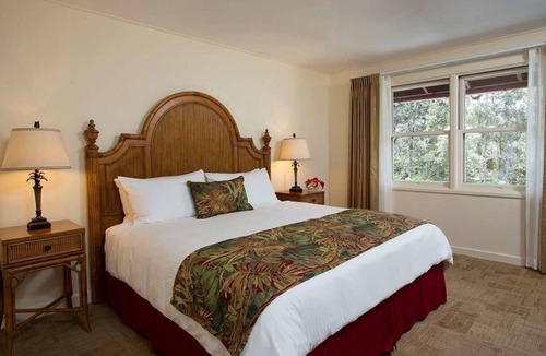 Volcano Hotel | Come Create Memories w/Fun-filled Adventures at this Paradise! Free Parking!