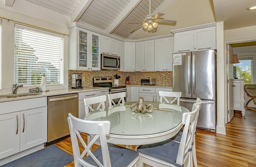 Bald Head Island Villa | Come stay at '1 Vitamin Sea'! Enjoy ocean views, two golf carts, and access to the BHI club.