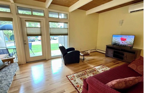 Fort Collins House | Comfortable 3-Bedroom Townhome Near CSU & Spring Creek Trail, Extended Stays