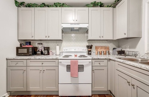 Belvedere Park House | Comfortable Decatur Home 21 min to Atlanta FIFA 2026 Ready