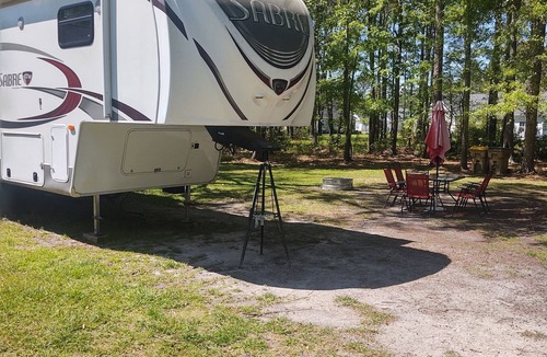 Fleming House | Comfy and cozy RV retreat like having your own campground space