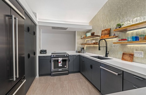 Princeville House | Contemporary Luxury condo minutes from Hanalei Bay & other stunning beaches.