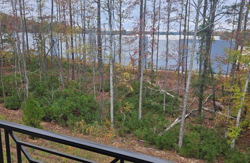 Clarkdale Apartment | Cozy 2-bedroom apartment in terrific Atlanta location with fitness room, WiFi