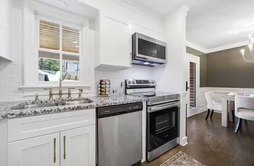 Tucker House | Cozy 2-bedroom house in amazing Tucker with cool AC