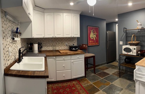 Suwanee House | Cozy 2 bedroom studio in Suwanee
