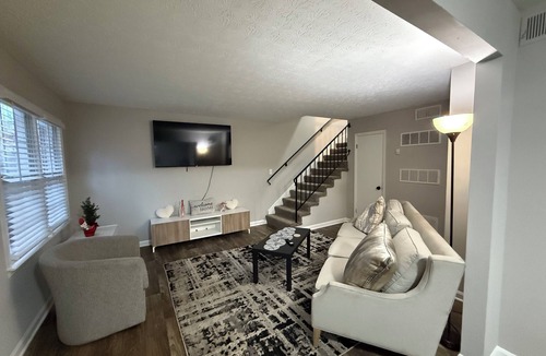 Stone Mountain Apartment | Cozy 2Bedroom Townhouse Style apartmentApartment