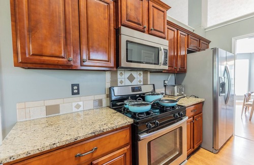 Duluth House | Cozy 4BR Home｜ Main Floor Bedroom, Workspace & Family-Friendly Comfort #41832
