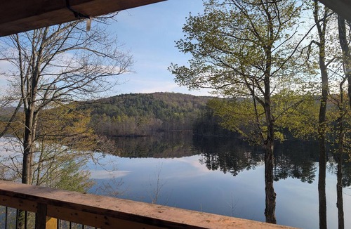 Northville House | Cozy Sacandaga Lake Home, Sleeps 15, Fire pit, Outdoor deck, Pet Friendly!