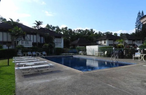 Queen Emmas Bluffs Apartment | Cozy studio in welcoming Princeville with WiFi