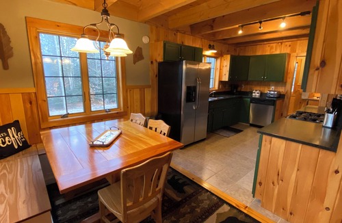 Carrabassett Valley Ski Chalet | Cozy Sugarloaf Getaway