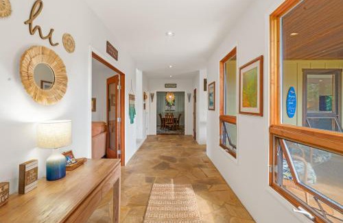 Bayview House | Custom 4br Home Walking Distance to Beach - Alekona Kauai