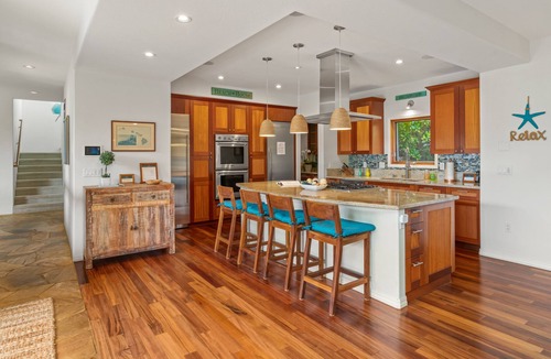 Bayview House | Custom Home Walking Distance to the Grand Hyatt and Shipwreck Beach
