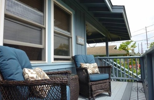 Kekaha House | Custom Ocean View Cottage w/NEW AC, 100 Steps to Beach.Sunsets TVNCU #5016